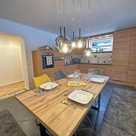 Fantastic Apartment With Terrace Untertauern Bagian luar foto