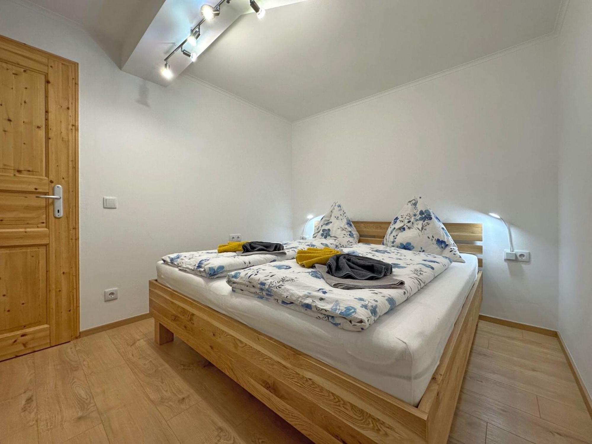 Fantastic Apartment With Terrace Untertauern Bagian luar foto