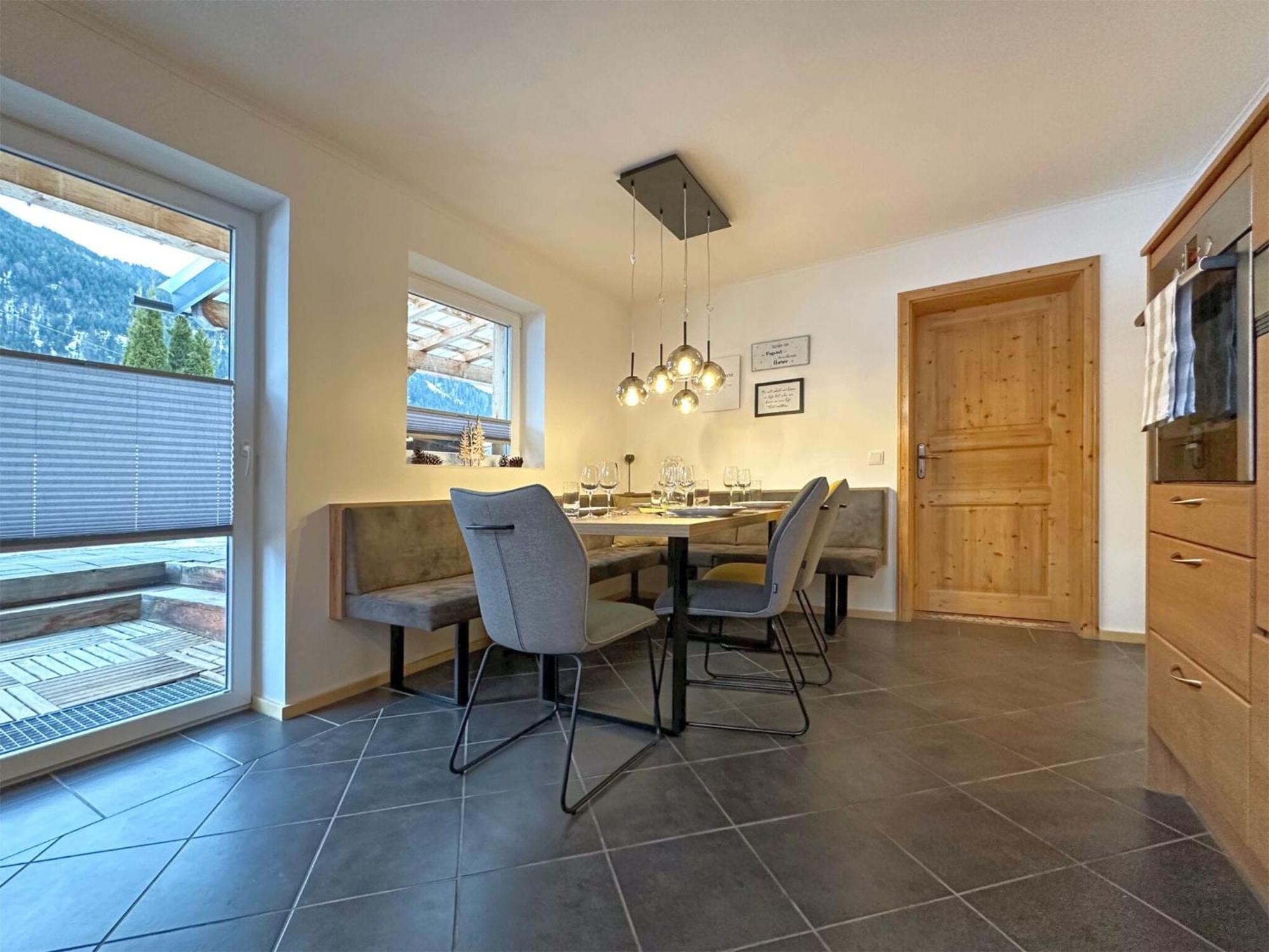 Fantastic Apartment With Terrace Untertauern Bagian luar foto